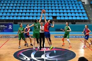 U-14 Kızlar Basketbol Şampiyonası Devam Ediyor