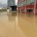 Uşak’ta sel felaketi: 35 iş yerini su bastı