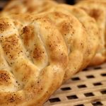 Ustalar, Ramazan pidesini iftara yetiştirmek için yoğun mesai harcıyor