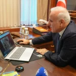 Vali Zorluoğlu ‘Yılın Kareleri’ Oylamasında
