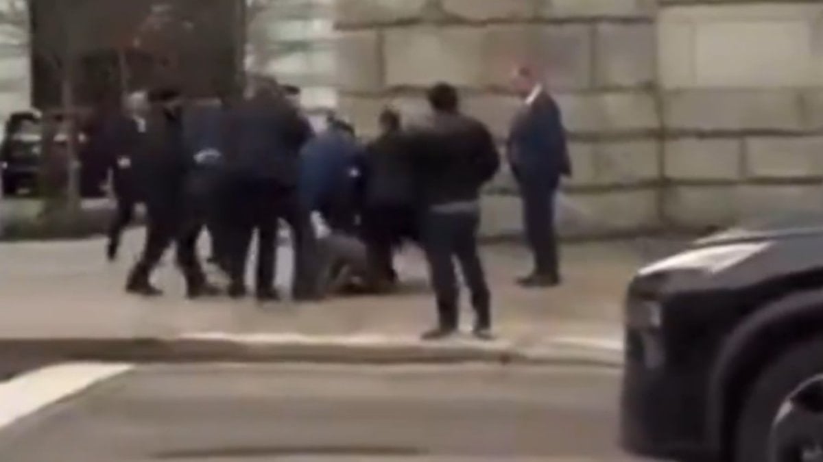 Washington’da Aliyev’e protestoya sert müdahale