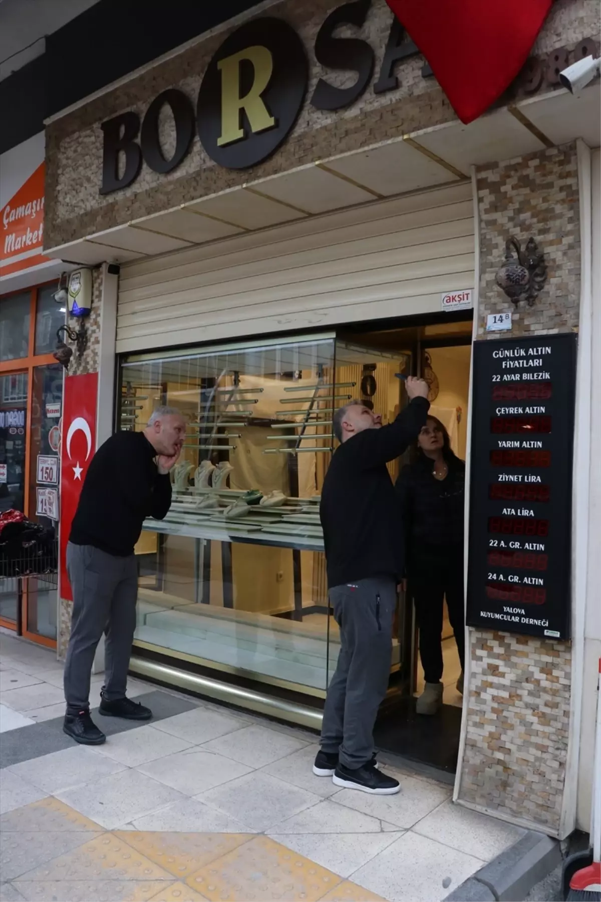 Yalova’da Hırsızlık: Kumanda Kopyasıyla Dükkan Açtılar