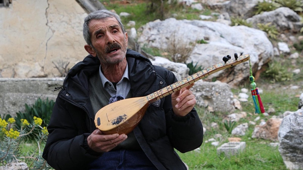‘Yaşayan İnsan Hazinesi’ Osman Kırca: Cura bir kültür taşıyıcısı