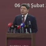 Yılmaz Tunç’tan Anayasa ve Dolandırıcılık Uyarısı