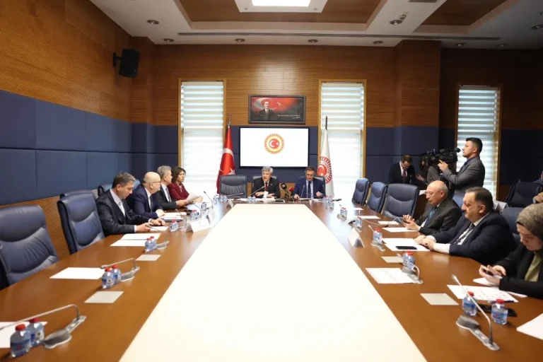 Yurtdışı Türkler Komisyonu Toplandı