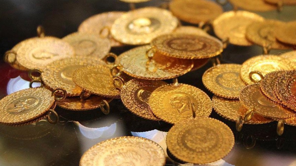 Altının gramı 8 bin liranın üzerine çıktı