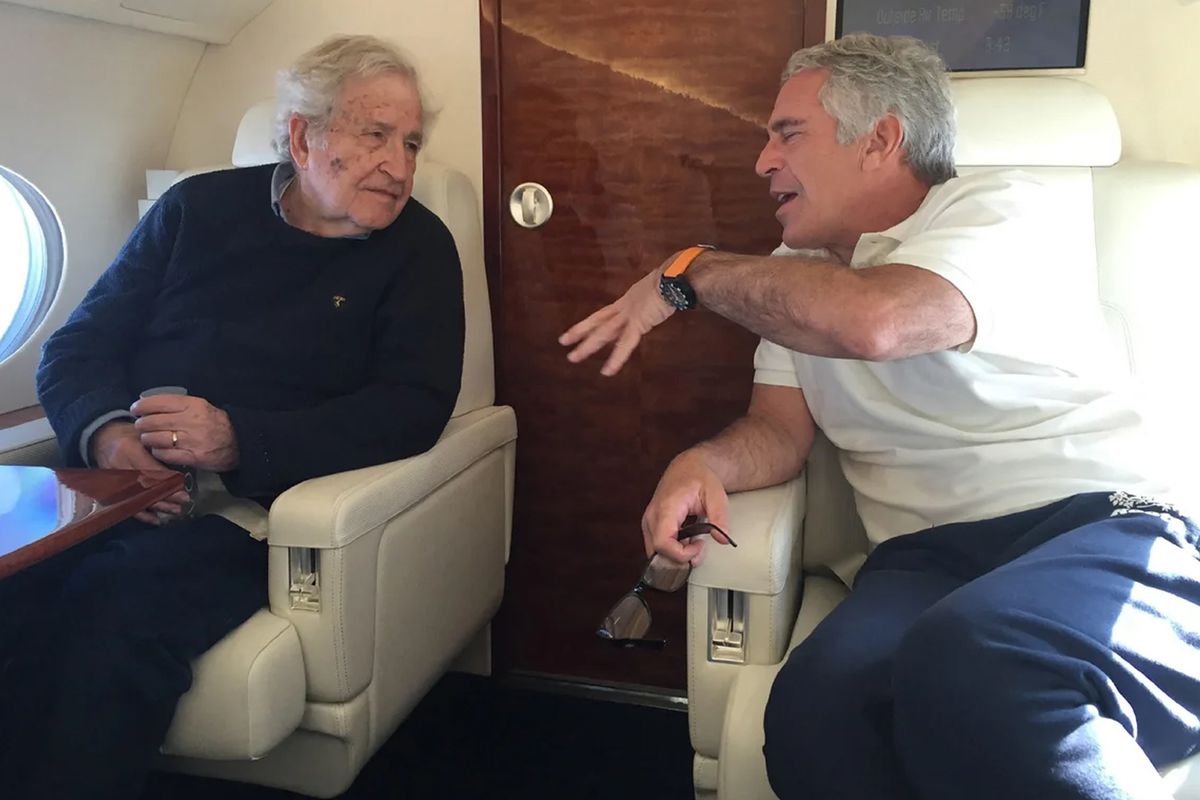 Chomsky’den Epstein Bağlantısı İçin Özür