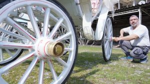 İzmir’de usta yetişmeyince faytonculuk tarihe karışıyor