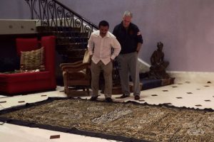 Kâbe örtüsüne ait parçaların, Epstein’ın evinde halı olarak kullanıldığı ortaya çıktı