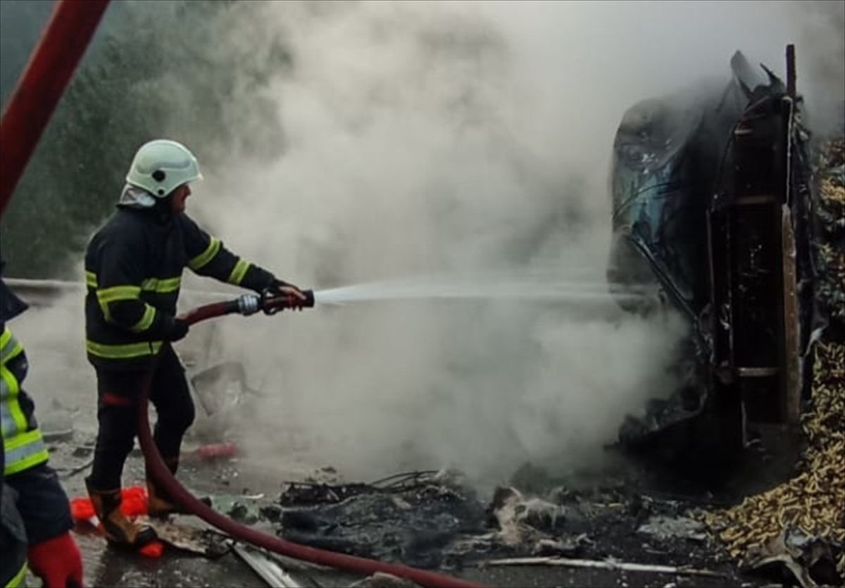 Adana’da Tır Kazası: 1 Yaralı