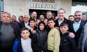 Alaşehirliler Büyükşehir’in İftar Sofrasında Buluştu