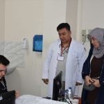 Baba-Oğul Doktorlar Sandıklı’da Hizmet Veriyor