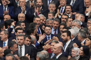 Bakan Akın Gürlek’ten yemin sonrası ilk açıklama: Milli iradenin huzurunda ant içtik