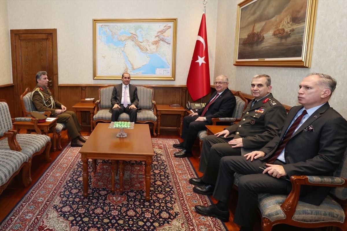 Bakan Güler, Irak Büyükelçisi ve Askeri Ataşeyi kabul etti