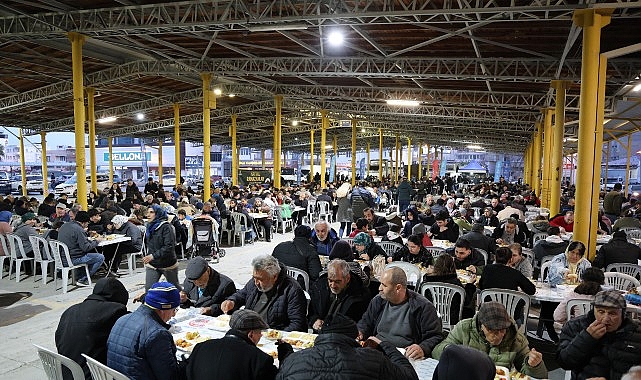 Başkan Çerçioğlu Aydın’ın Dört Bir Yanında Vatandaşları İftar Sofraları İle Buluşturmayı Sürdürüyor
