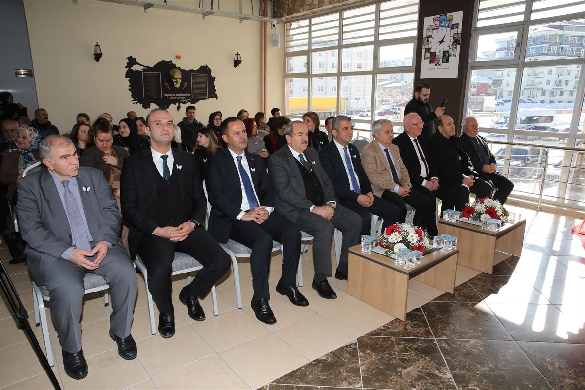 Beyaz Kelebekler Cennete Uçtu Sergisi