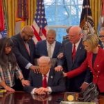 Beyaz Saray’da dua seansı: Trump için bir araya geldiler
