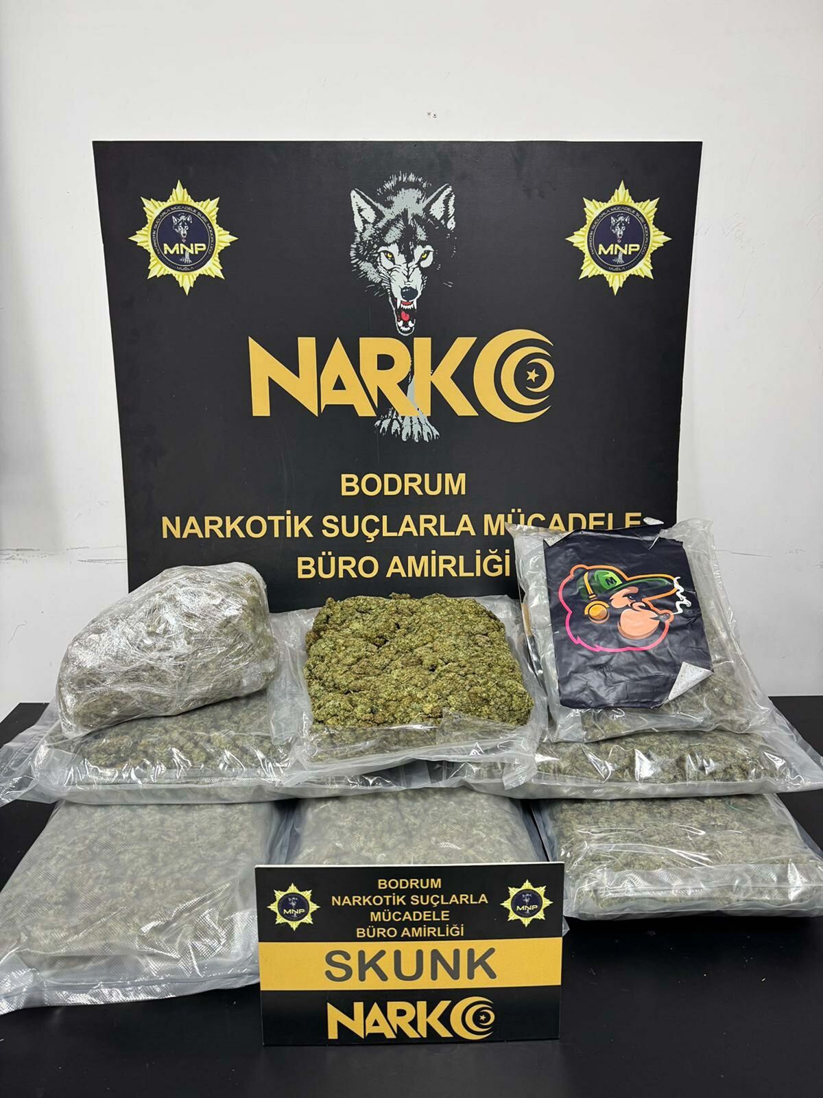 Bodrum’da Uyuşturucu Operasyonu: 8 Kilogram Skunk Ele Geçirildi