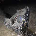 Boyabat’ta Otomobil Su Kanalına Devrildi: 2 Yaralı