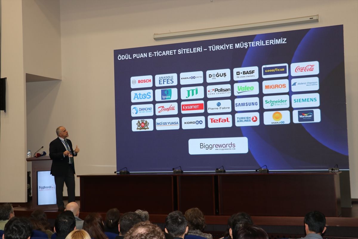Bursa’da E-İhracat Konferansı Düzenlendi