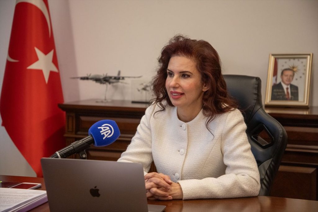 Büyükelçi Altuntaş, Yılın Kareleri Oylamasına Katıldı
