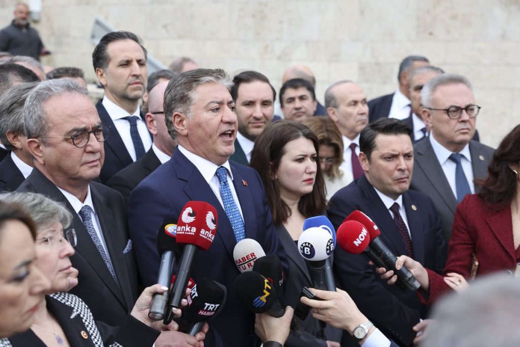 CHP’li Emir’den Adalet Bakanı ve İçişleri Bakanı Açıklaması