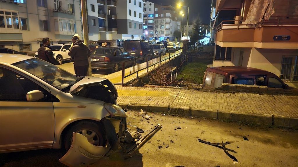 Çorum’da Trafik Kazası: 2 Yaralı