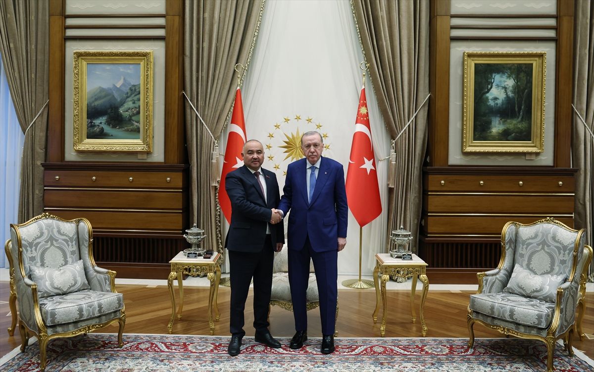 Cumhurbaşkanı Erdoğan, Kırgızistan Meclis Başkanı Turgunbek Uulu’yu kabul etti