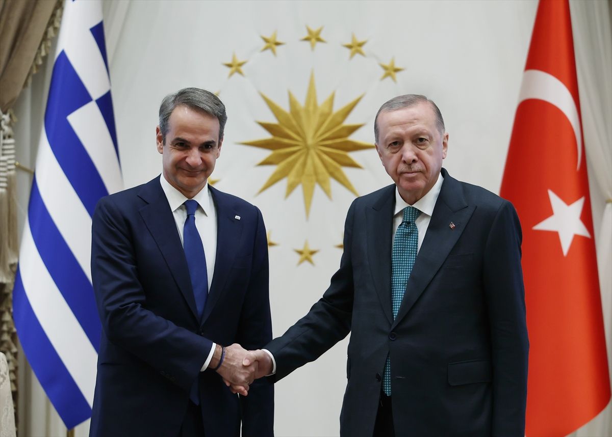 Cumhurbaşkanı Erdoğan, Yunanistan Başbakanı Miçotakis’i kabul etti