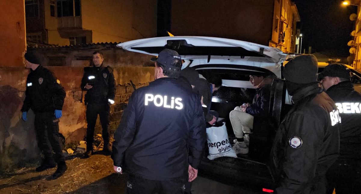 Edirne’de 18 Kaçak Göçmen Yakalandı