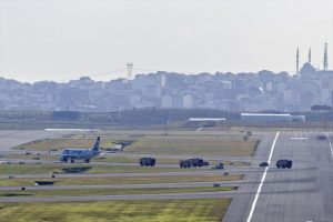 Egyptair Uçağı İstanbul’a Acil İniş Yaptı