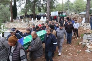 Fethiye’de Trafik Kazası: Babaannesi ve Torunu Toprağa Verildi