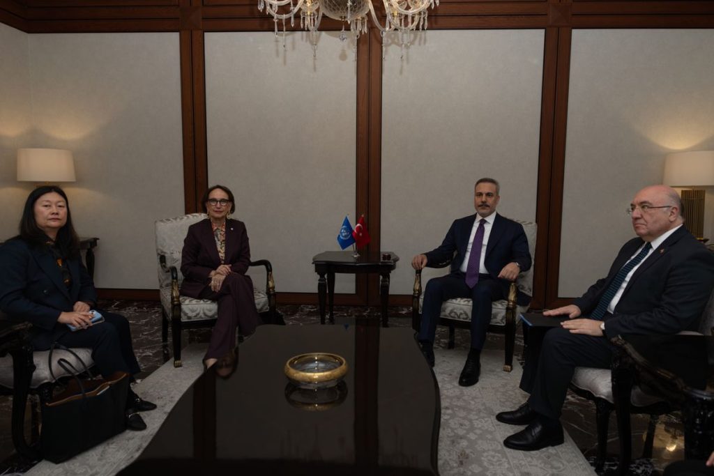 Fidan, Grynspan’ı Kabul Etti