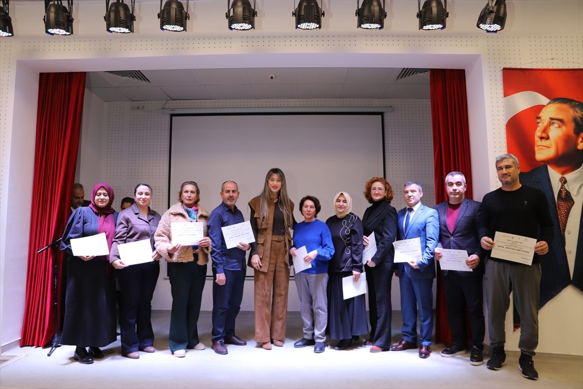 Gölbaşı’nda Öğretmenlere Yapay Zeka Eğitimi