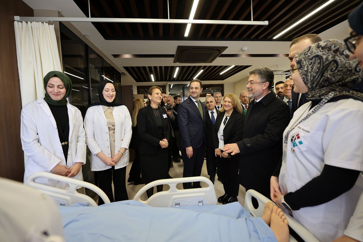 HKÜ’de Hemşirelik Simülasyon Merkezi Açıldı