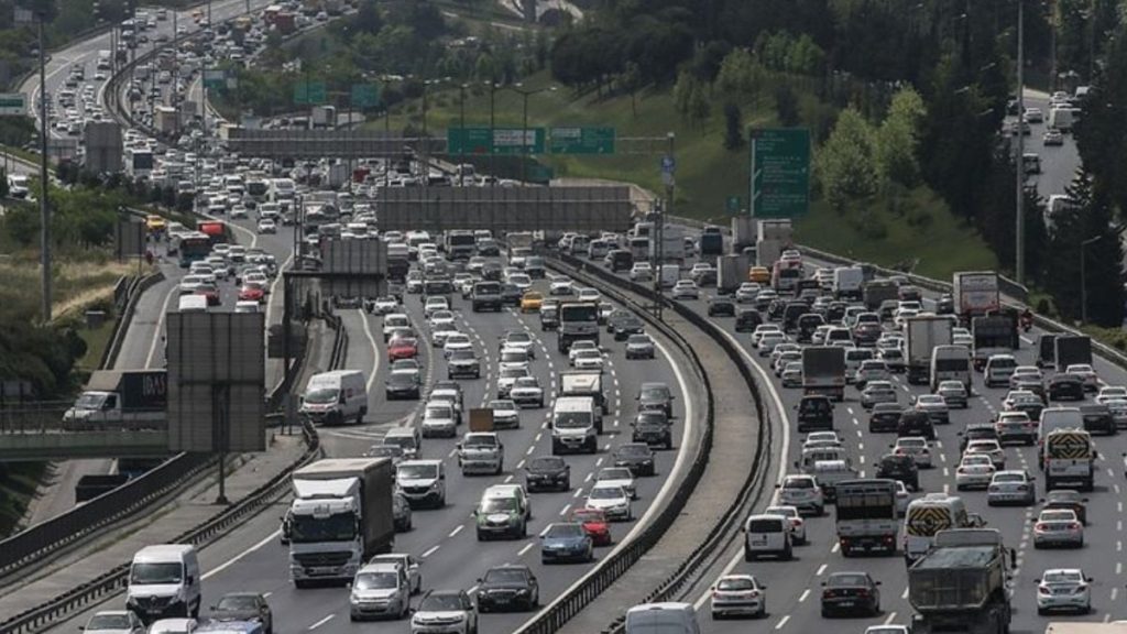 İçişleri Bakanlığı: Standart dışı plaka denetimlerinde 1 Nisan’a kadar ceza kesilmeyecek