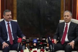 İçişleri Bakanlığı’nda devir teslim! Ali Yerlikaya, görevini Mustafa Çiftçi’ye bıraktı