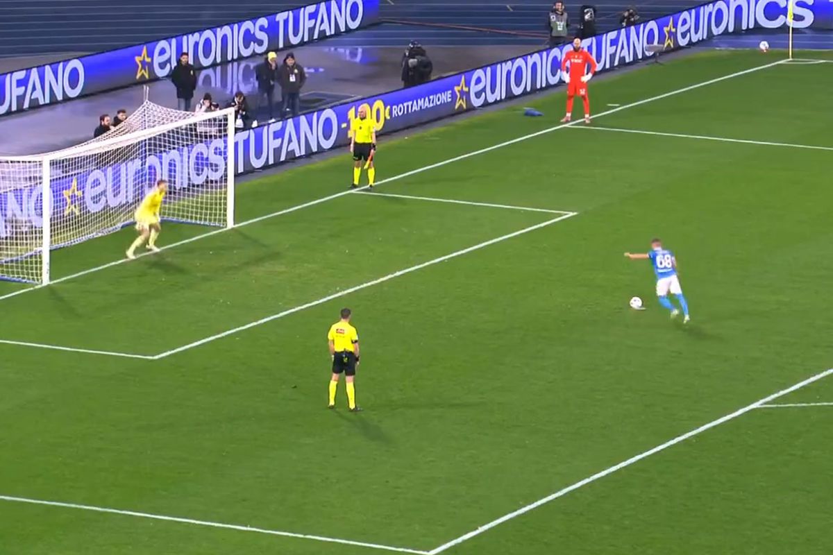 İşte futbol bu! Como, Napoli’yi de devirerek, Inter’in rakibi oldu