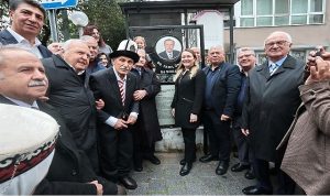 Konak’tan vefa örneği: Dr. Fadıl Ünal’ın adı Güzelyalı’da ölümsüzleşti