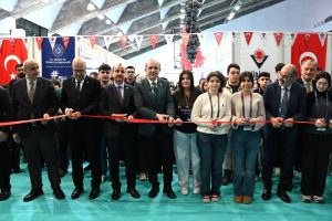 KTÜ’de Lise Projeleri Sergisi Açıldı