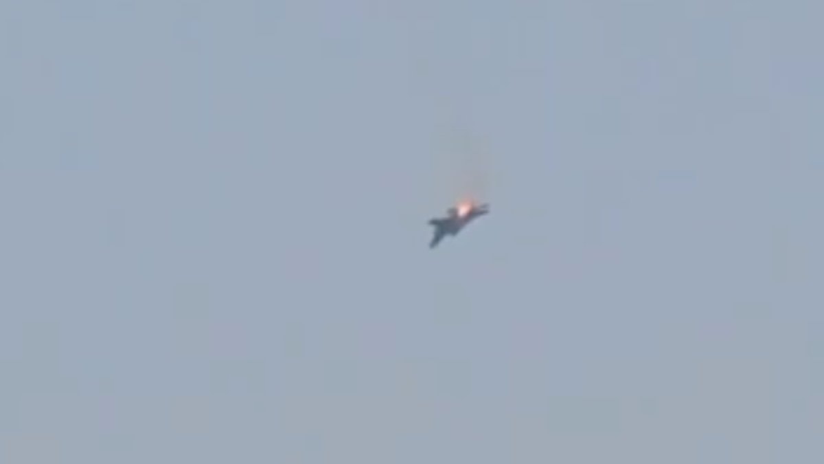 Kuveyt’te ABD’ye ait F-15 savaş uçağı düşürüldü