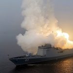 Kuzey Kore, dev savaş gemisinden stratejik füze denemesi gerçekleştirdi
