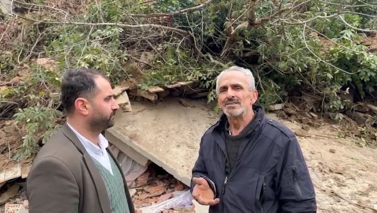Rize’de Heyelan: Boş Ev Toprağa Gömüldü