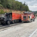 Seyir Halindeki Kamyon Yandı