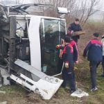 Tokat’ta Minibüs ve Otomobil Çarpıştı: 22 Yaralı