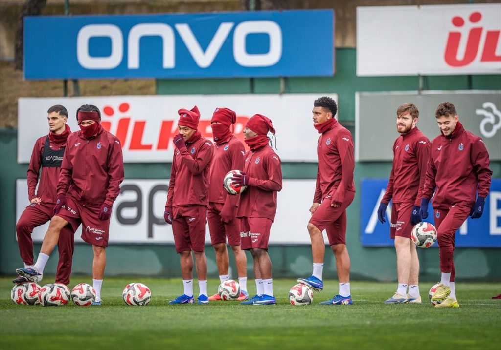 Trabzonspor, Fenerbahçe Maçına Hazırlanıyor