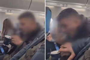 Ünlü sosyal medya fenomeni uçakta sigara içip bir de kameraya aldı