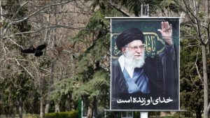 WSJ: Hamaney saldırı günü sığınakta değil, konutundaydı