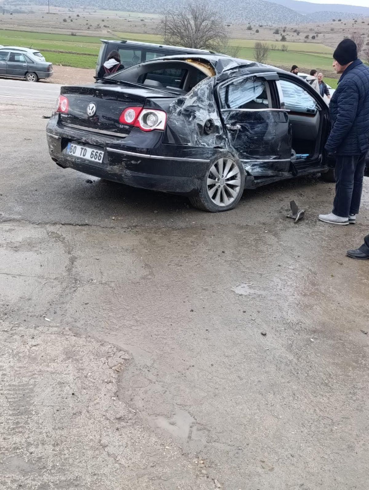Zile’de servis minibüsü kaza yaptı, 6 öğrenci yaralandı